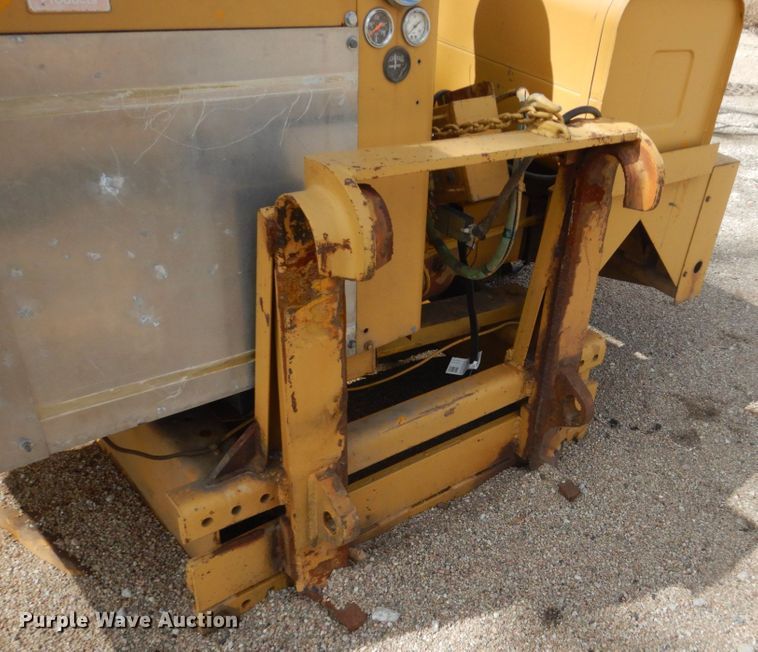 image for item HE9555 Omsteel 423 snow blower