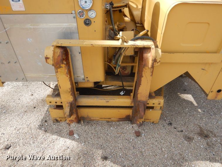 image for item HE9555 Omsteel 423 snow blower