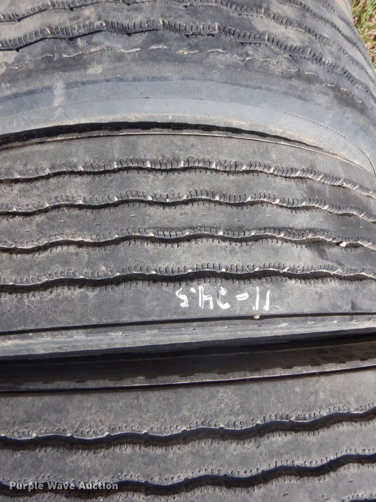 image for item HE9557 (22) tires