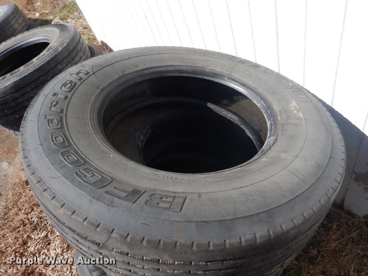 image for item HE9557 (22) tires