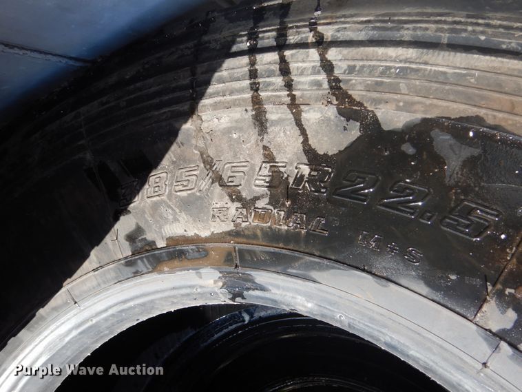 image for item HE9557 (22) tires