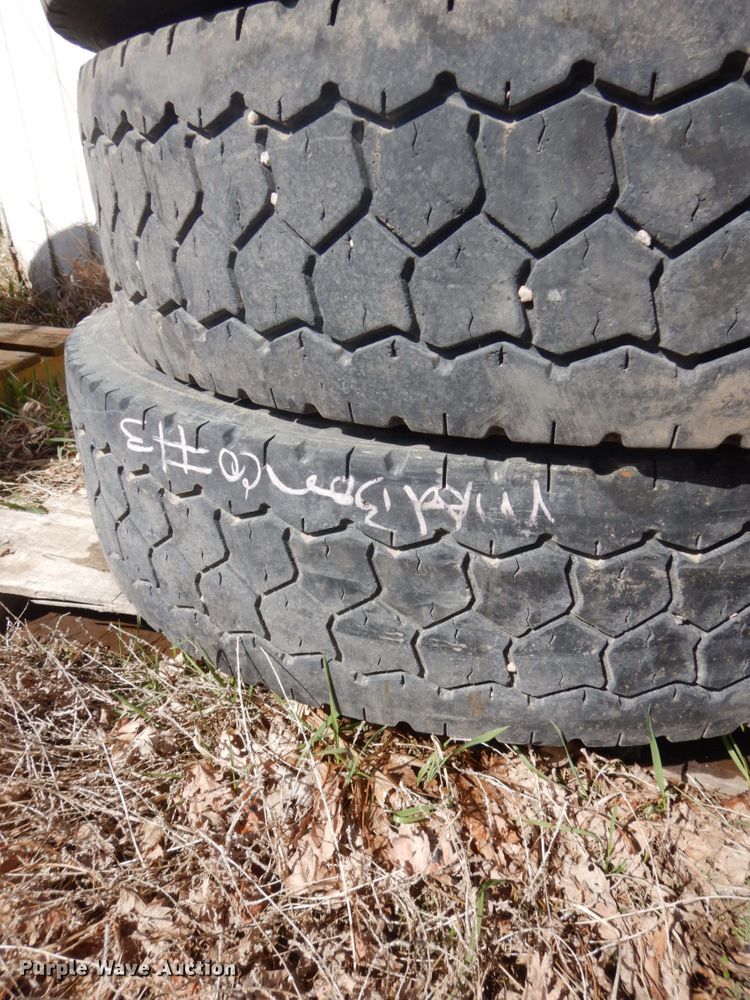 image for item HE9557 (22) tires