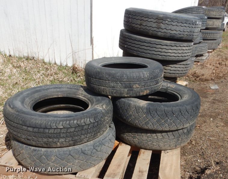 image for item HE9557 (22) tires