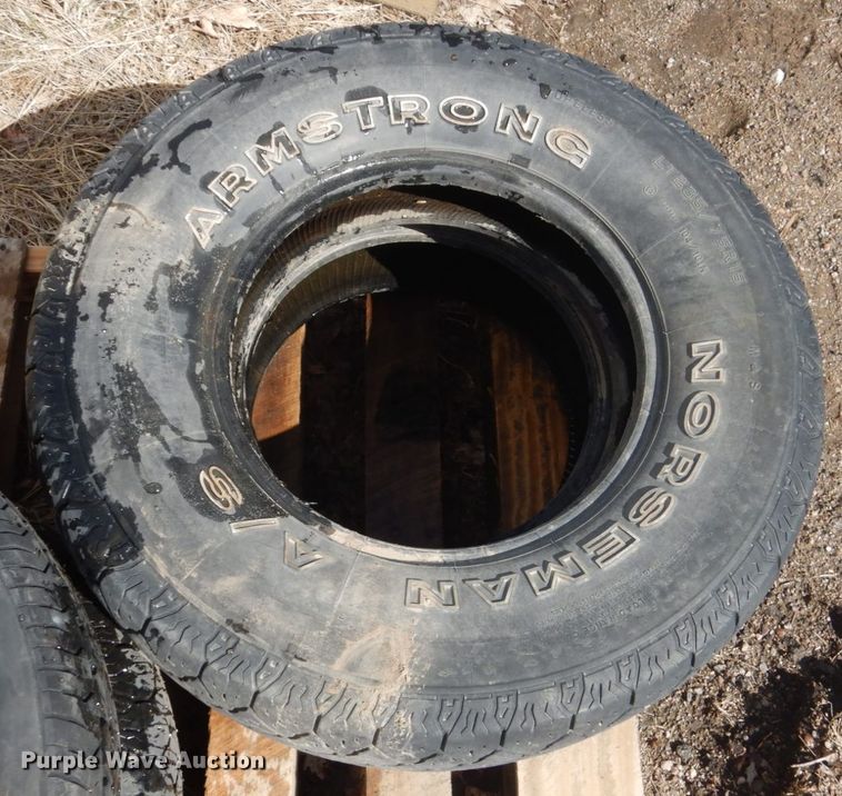 image for item HE9557 (22) tires