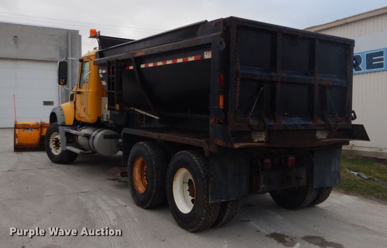 image for item HE9559 2011 Mack GU  dump truck