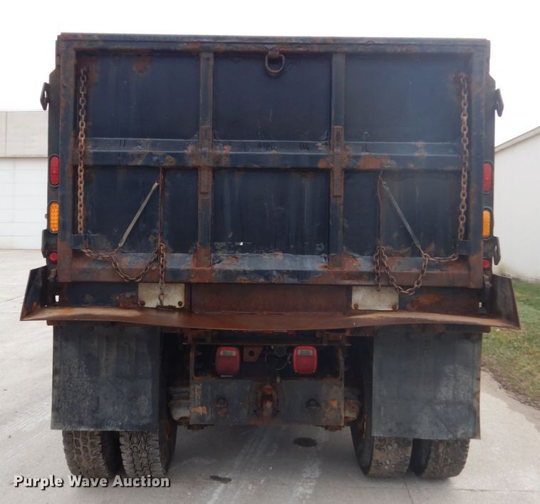 image for item HE9559 2011 Mack GU  dump truck