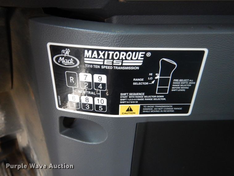 image for item HE9559 2011 Mack GU  dump truck