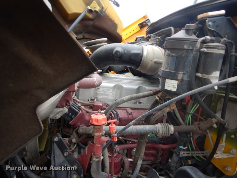 image for item HE9559 2011 Mack GU  dump truck