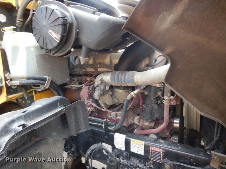 image for item HE9559 2011 Mack GU  dump truck