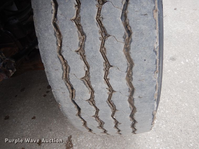 image for item HE9559 2011 Mack GU  dump truck