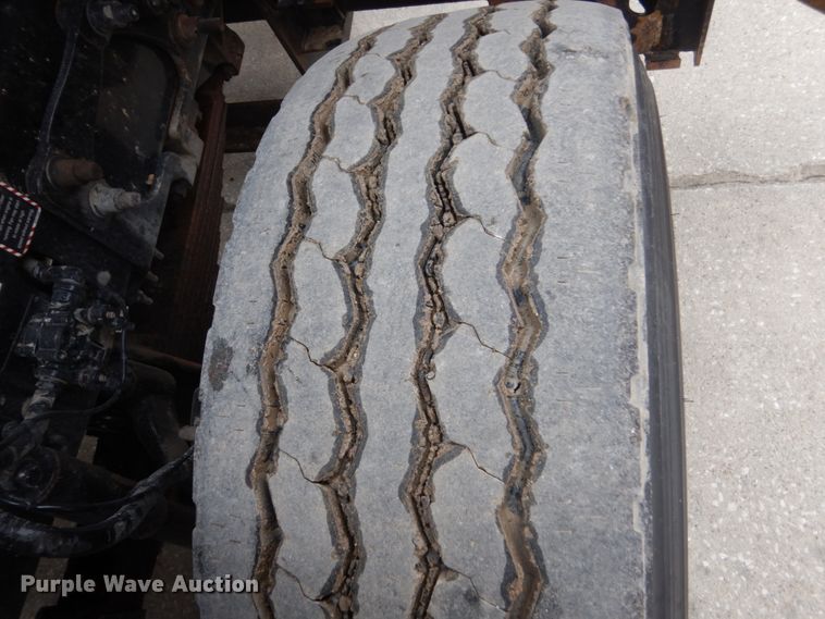 image for item HE9559 2011 Mack GU  dump truck