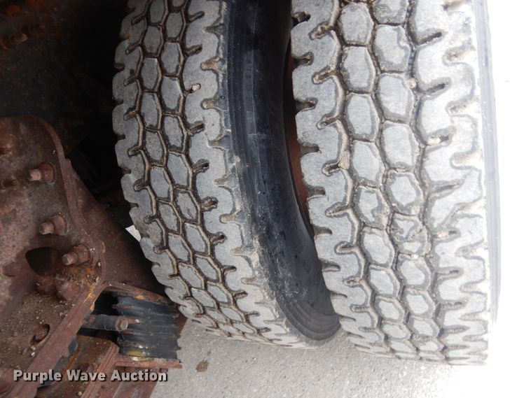 image for item HE9559 2011 Mack GU  dump truck