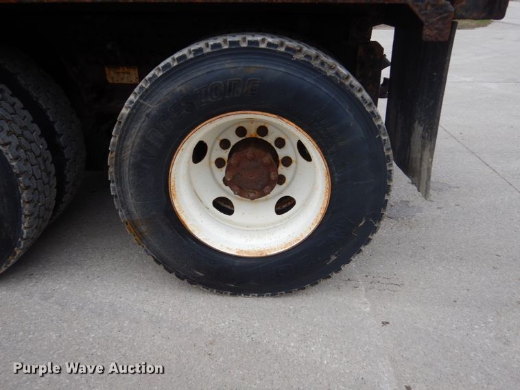 image for item HE9559 2011 Mack GU  dump truck