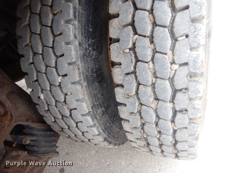 image for item HE9559 2011 Mack GU  dump truck