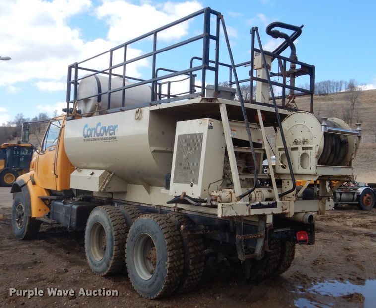 image for item HE9562 1998 Ford LT8000  hydroseeder truck