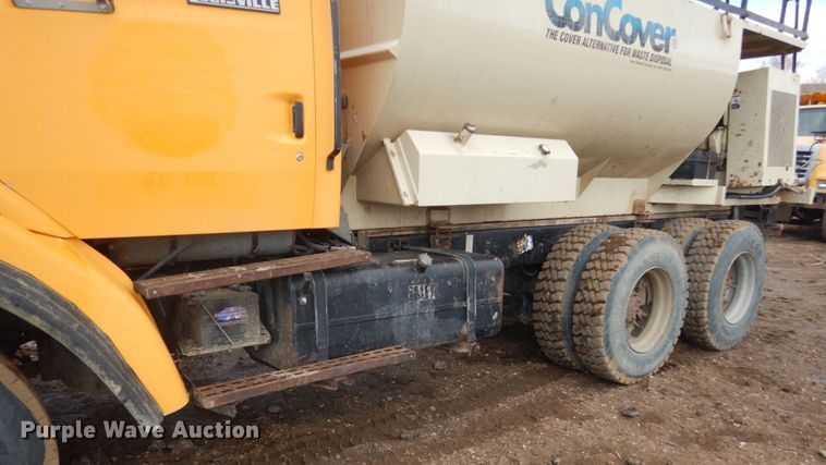 image for item HE9562 1998 Ford LT8000  hydroseeder truck