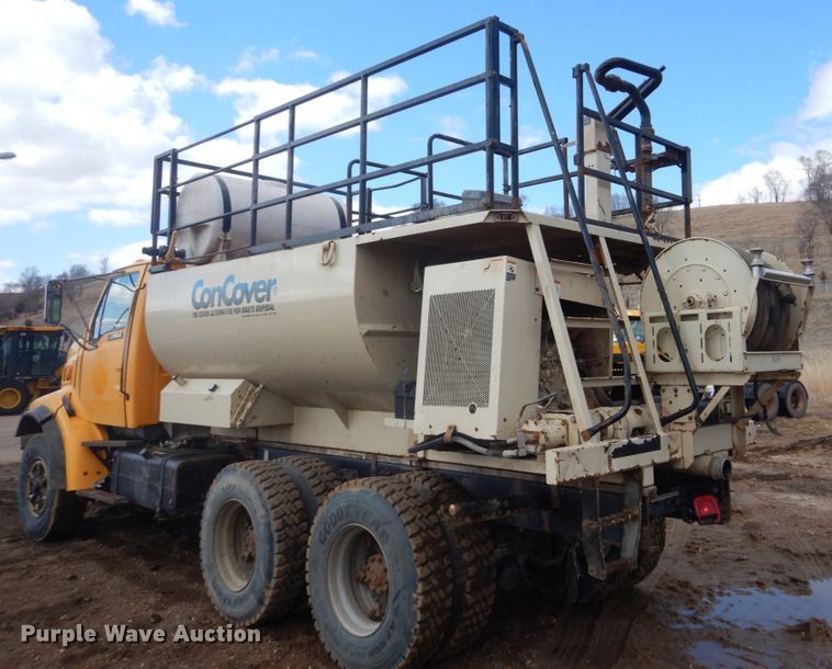 image for item HE9562 1998 Ford LT8000  hydroseeder truck