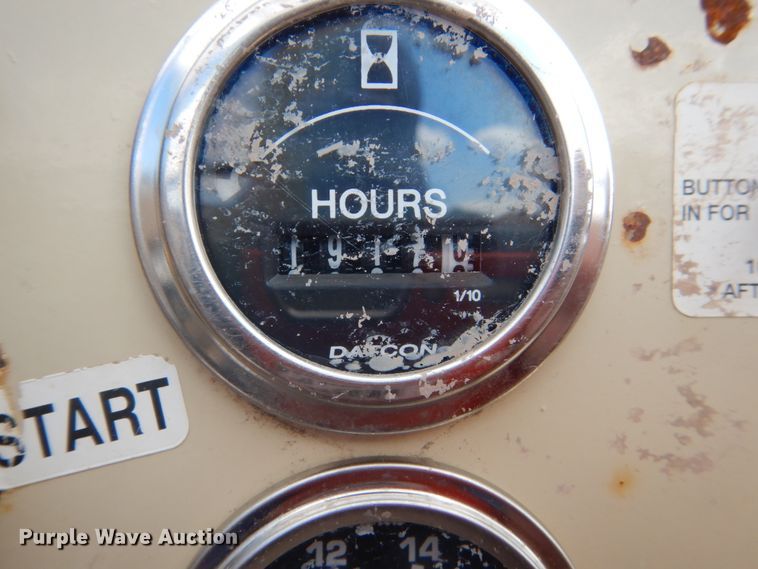 image for item HE9562 1998 Ford LT8000  hydroseeder truck