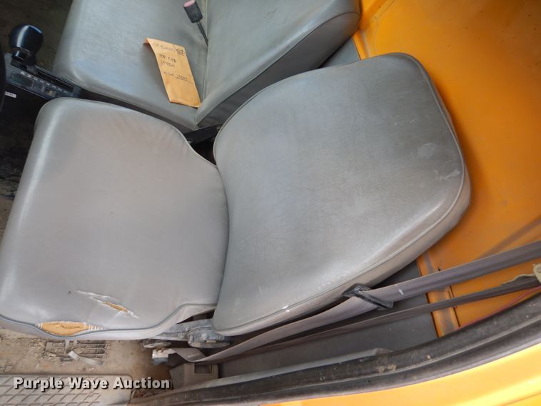 image for item HE9562 1998 Ford LT8000  hydroseeder truck