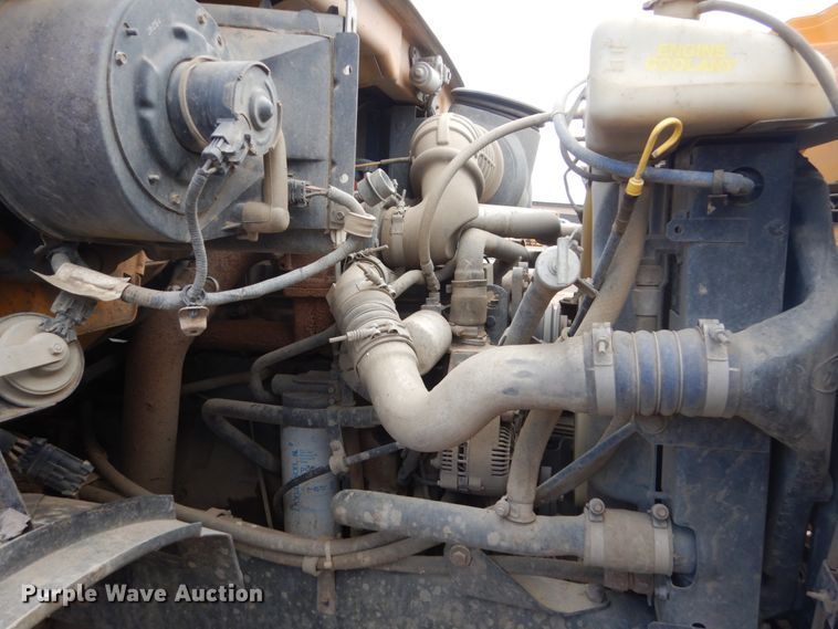 image for item HE9562 1998 Ford LT8000  hydroseeder truck