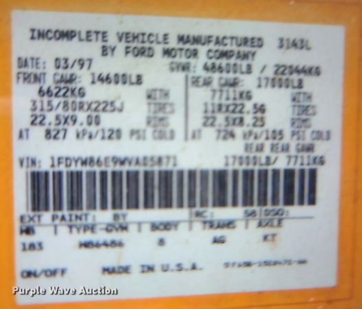 image for item HE9562 1998 Ford LT8000  hydroseeder truck