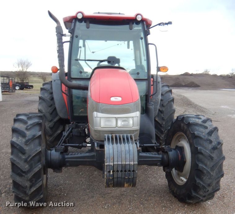 image for item HG9500 2011 McCormick T110 Max  MFWD tractor