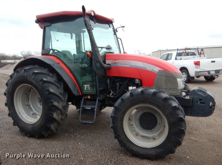 image for item HG9500 2011 McCormick T110 Max  MFWD tractor