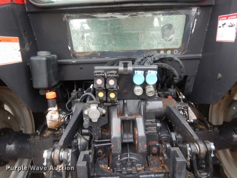 image for item HG9500 2011 McCormick T110 Max  MFWD tractor