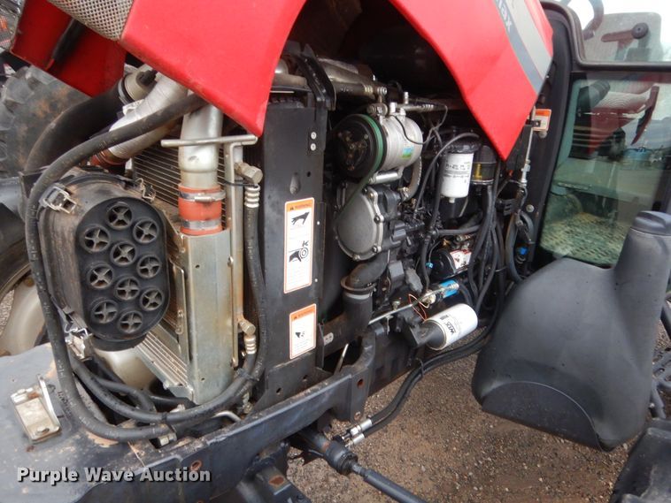 image for item HG9500 2011 McCormick T110 Max  MFWD tractor