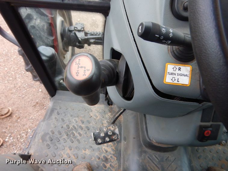 image for item HG9500 2011 McCormick T110 Max  MFWD tractor