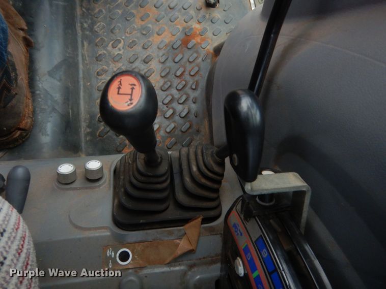 image for item HG9500 2011 McCormick T110 Max  MFWD tractor