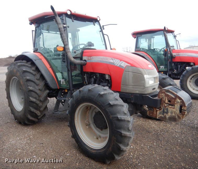 image for item HG9501 2013 McCormick T110 Max  MFWD tractor