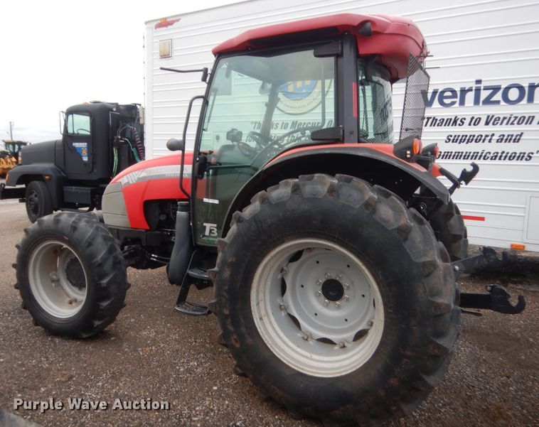 image for item HG9501 2013 McCormick T110 Max  MFWD tractor