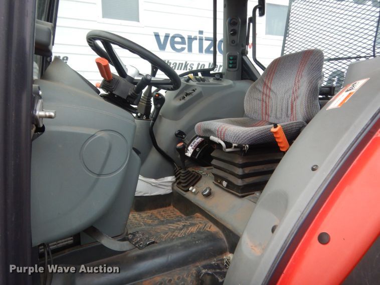 image for item HG9501 2013 McCormick T110 Max  MFWD tractor