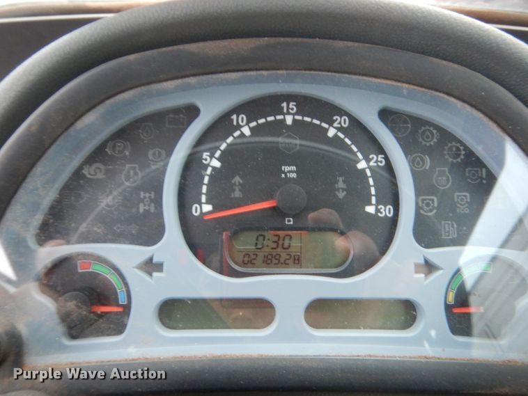 image for item HG9501 2013 McCormick T110 Max  MFWD tractor