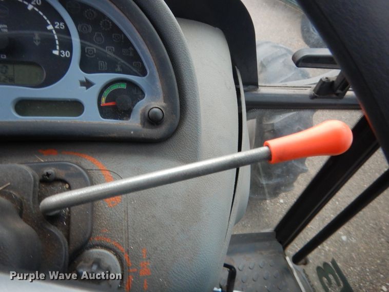 image for item HG9501 2013 McCormick T110 Max  MFWD tractor