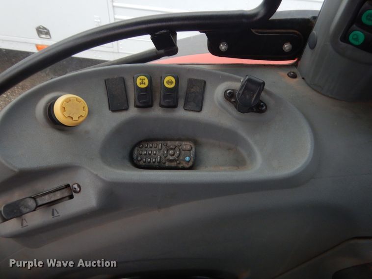 image for item HG9501 2013 McCormick T110 Max  MFWD tractor