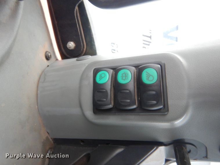 image for item HG9501 2013 McCormick T110 Max  MFWD tractor