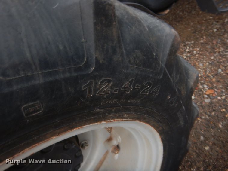 image for item HG9501 2013 McCormick T110 Max  MFWD tractor