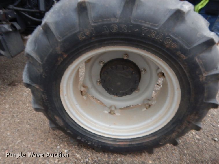 image for item HG9501 2013 McCormick T110 Max  MFWD tractor