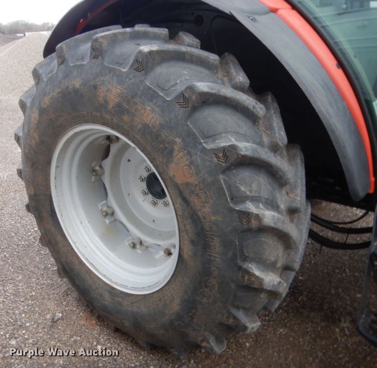 image for item HG9501 2013 McCormick T110 Max  MFWD tractor