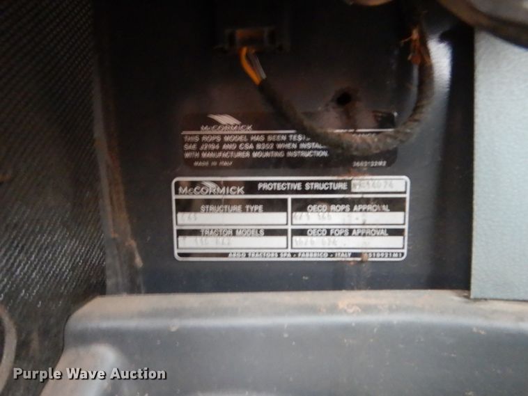 image for item HG9501 2013 McCormick T110 Max  MFWD tractor