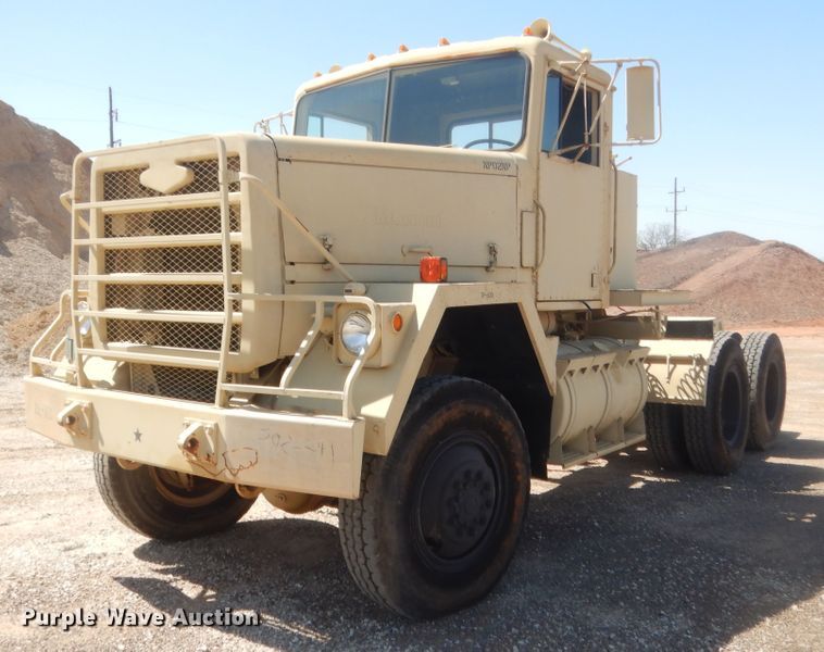 image for item HG9514 1981 Am General M916  truck cab and chassis