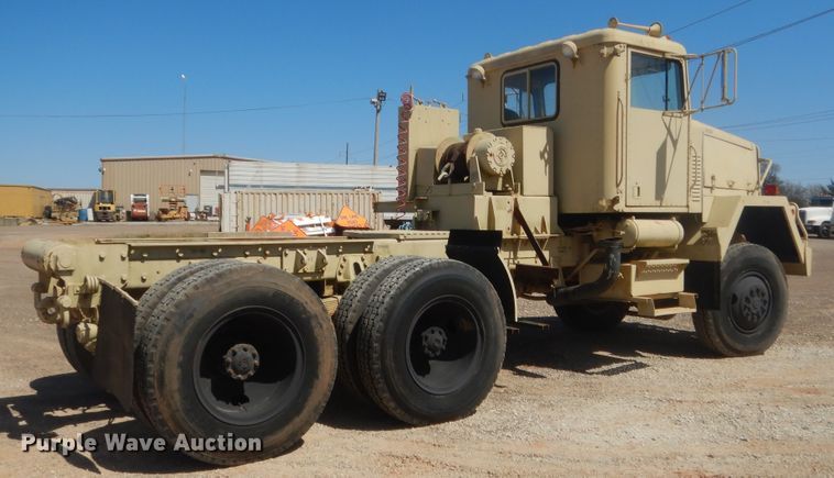 image for item HG9514 1981 Am General M916  truck cab and chassis