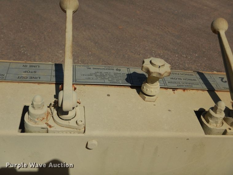 image for item HG9514 1981 Am General M916  truck cab and chassis