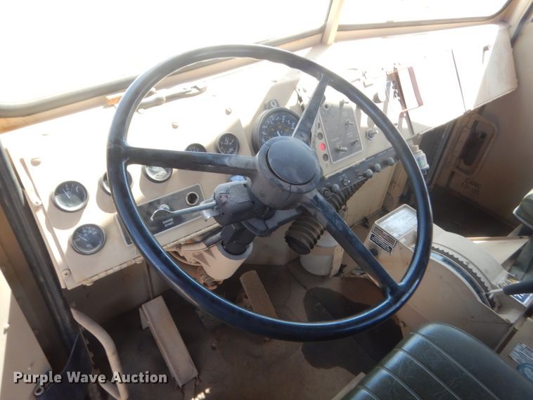 image for item HG9514 1981 Am General M916  truck cab and chassis