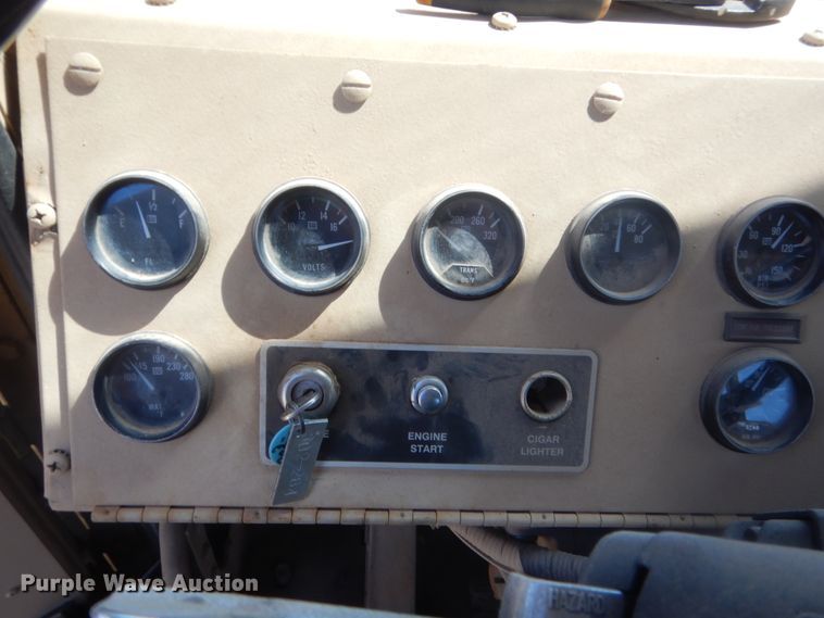 image for item HG9514 1981 Am General M916  truck cab and chassis