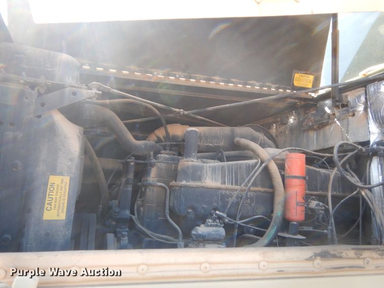 image for item HG9514 1981 Am General M916  truck cab and chassis