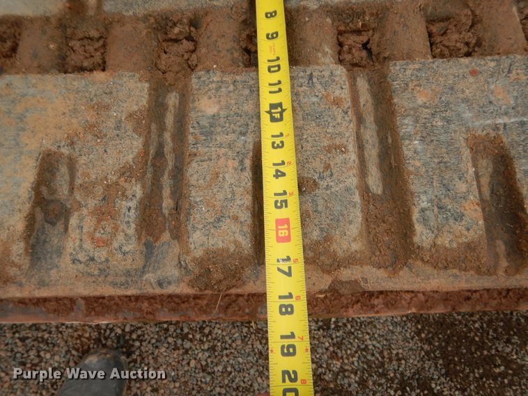 image for item HG9525 2008 Bobcat T320  tracked skid steer loader