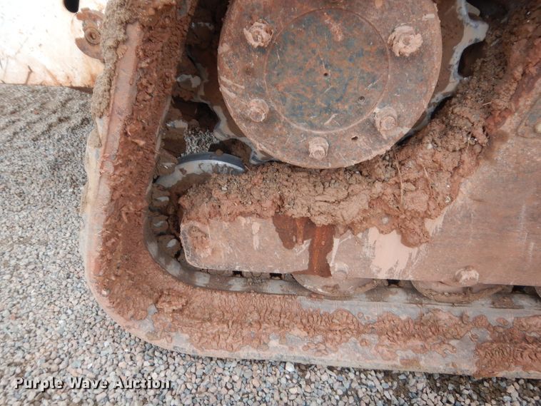 image for item HG9525 2008 Bobcat T320  tracked skid steer loader